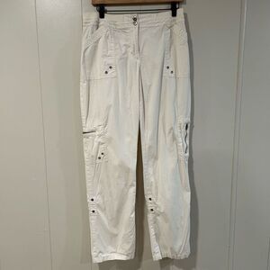 Chico’s White Cargo Style Roll-Up Pants Size 1 Travel Outdoor